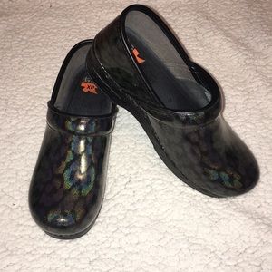 Dansko XP clogs